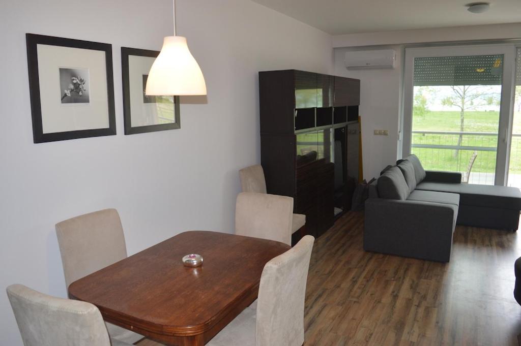 Piano Balaton Apartment Замарди Экстерьер фото