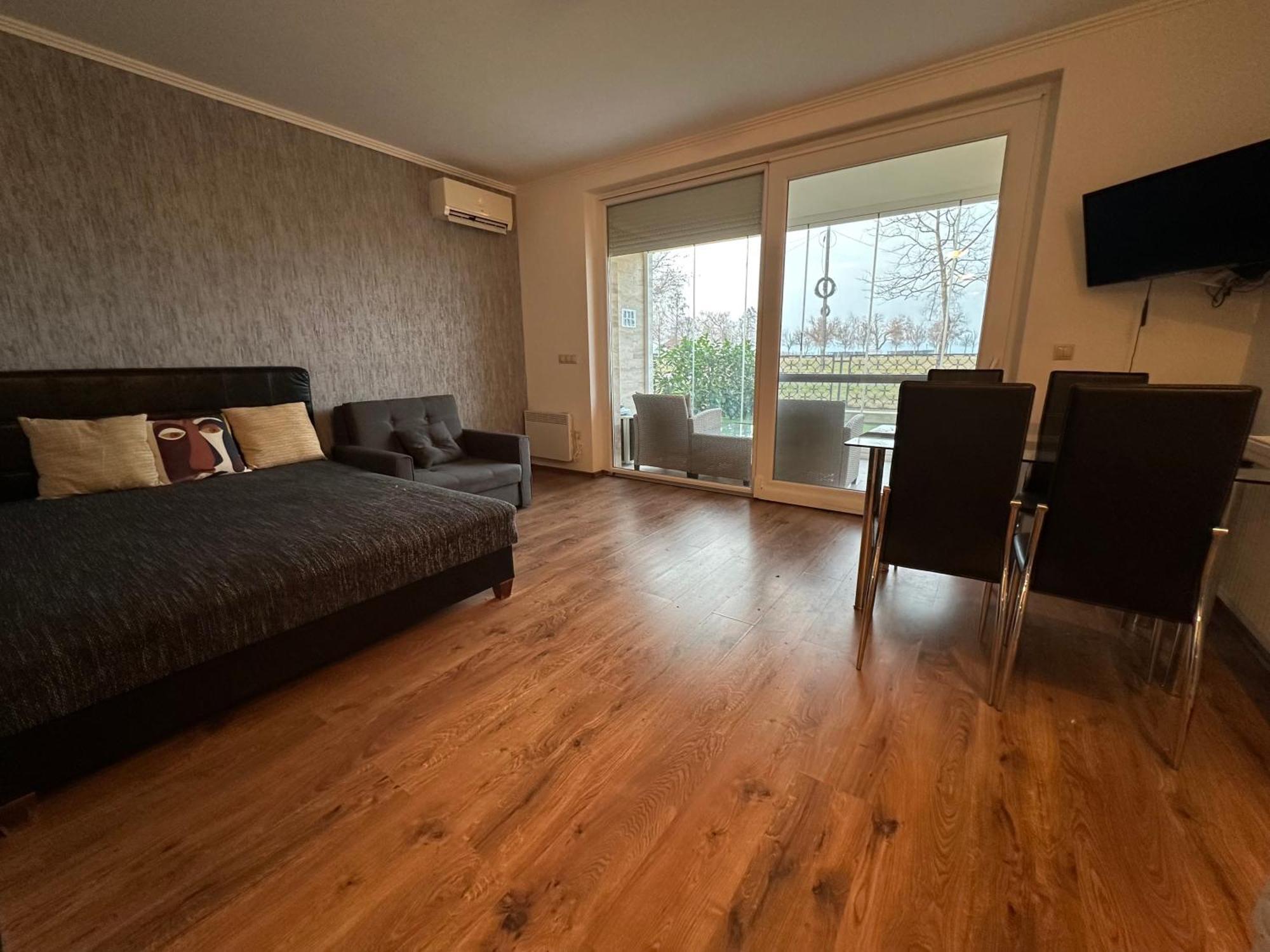 Piano Balaton Apartment Замарди Экстерьер фото