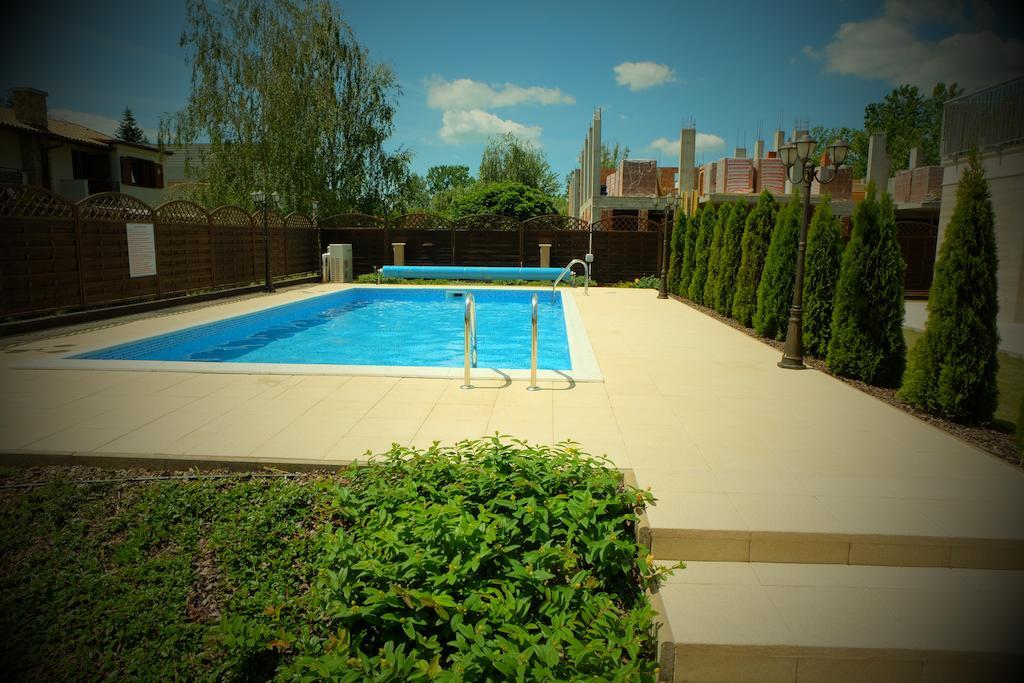 Piano Balaton Apartment Замарди Номер фото